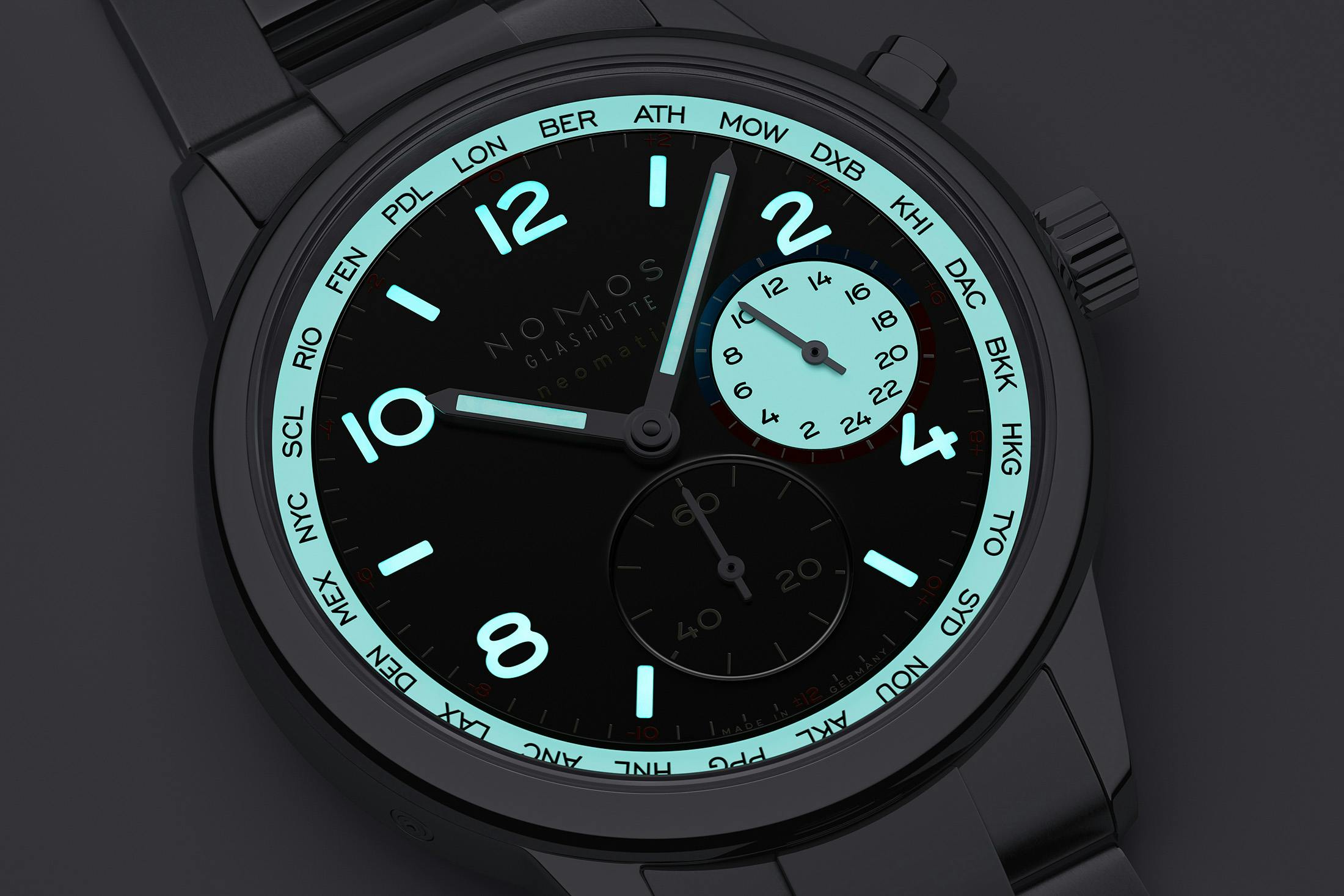 Nomos Club Sport Neomatik Worldtimer Dark: A Bolder Take on Dial Design and Lume Architecture - view 2 (Hodinkee)