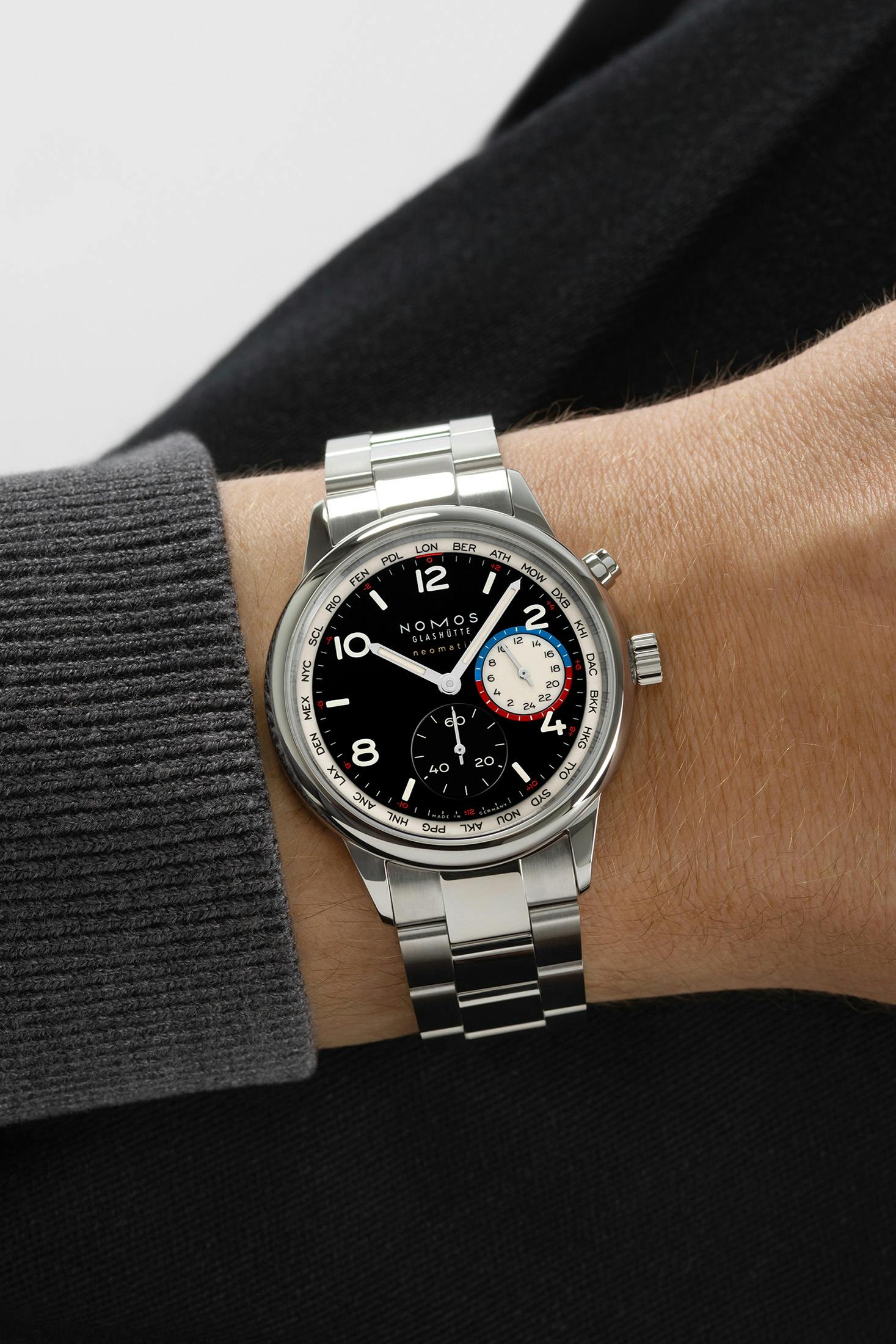 Nomos Club Sport Neomatik Worldtimer Dark: A Bolder Take on Dial Design and Lume Architecture - view 3 (Hodinkee)