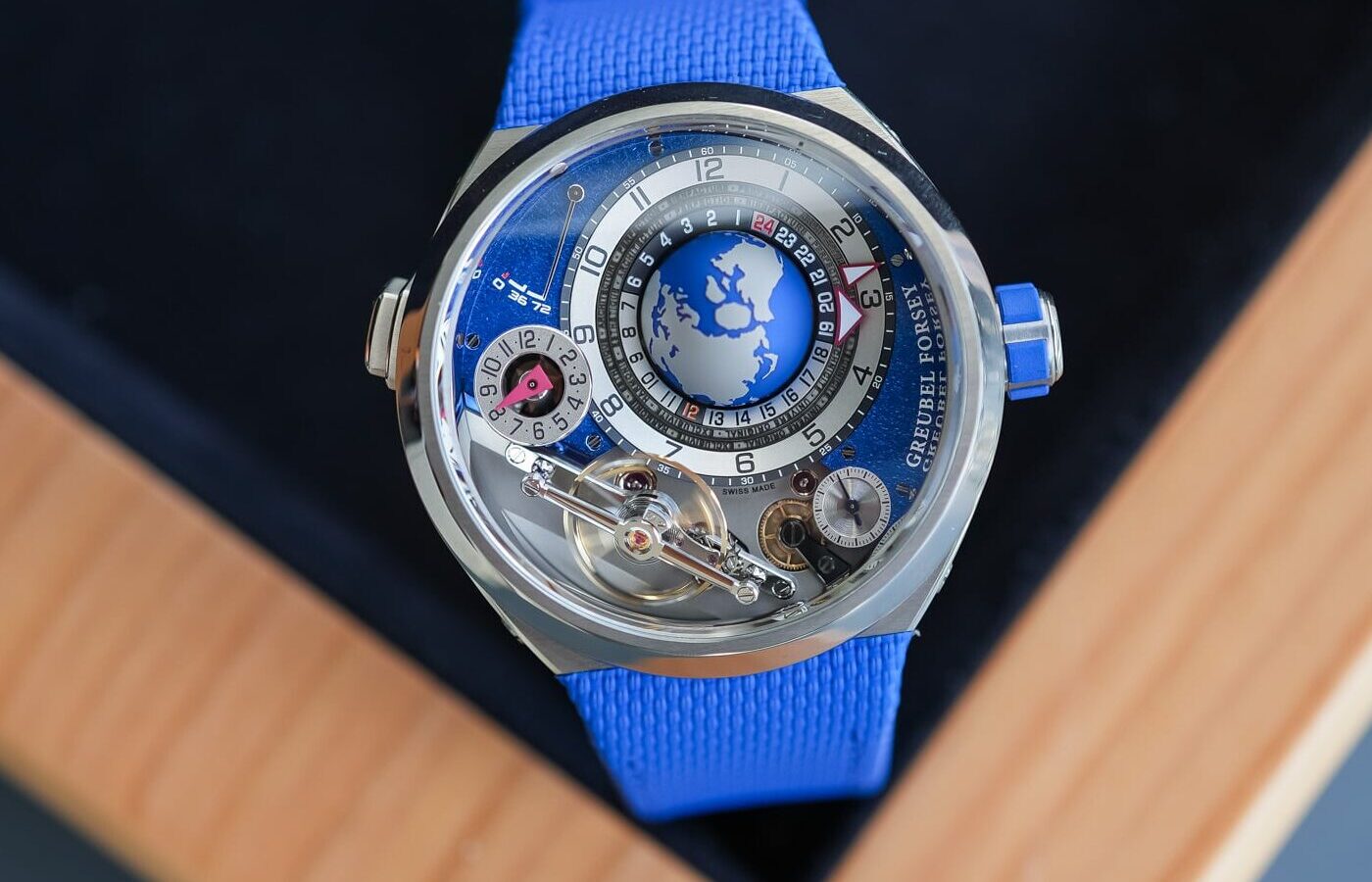 Greubel Forsey's GMT Balancier Convexe Gets Smaller: Case Design Meets Mechanical Constraint