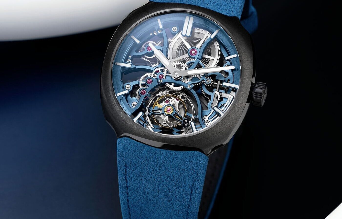 H. Moser & Cie. Streamliner Tourbillon Skeleton Ceramic Alpine: Ceramic Case Engineering for an Openworked Tourbillon