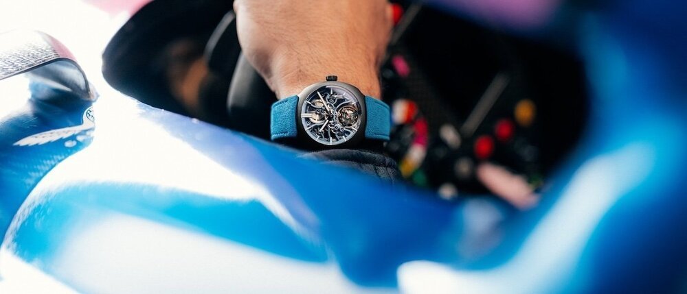 H. Moser & Cie. Streamliner Tourbillon Skeleton Ceramic Alpine: Ceramic Case Engineering for an Openworked Tourbillon (EUROPA STAR is an international watch magazine bringing news and business analysis on the global watch industry, the latest timepieces, and luxury events in Switzerland and around the world.)